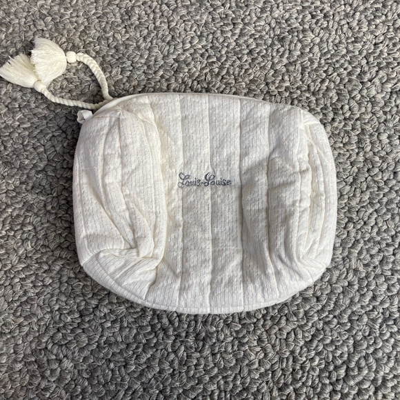 Louis Louise Baby Vanity Bag NWOT - Picture 1 of 5